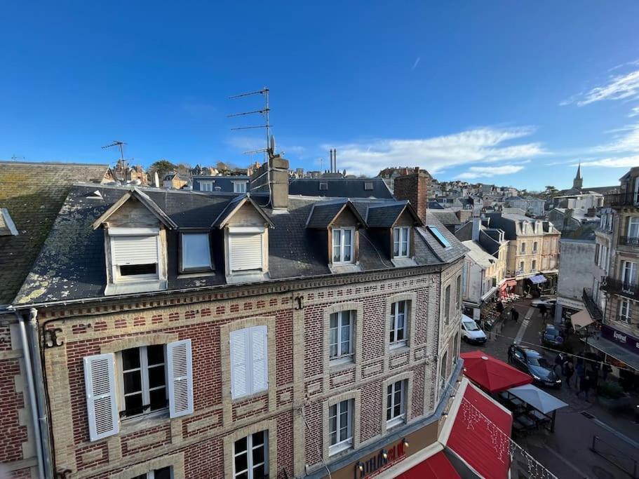 Les Bains De Trouville Trouville-sur-Mer Exterior foto